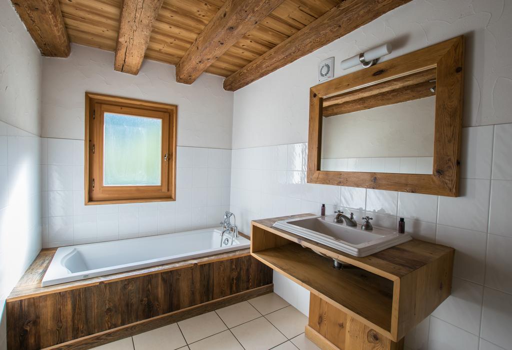 La Ferme Du Chateau Abondance 외부 사진